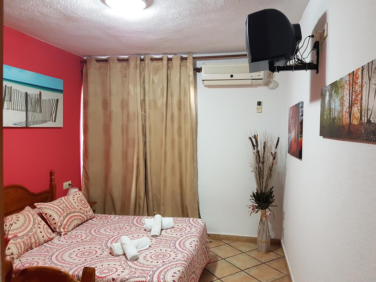 Pension Los Verdiales Ла Херадура Екстериор снимка